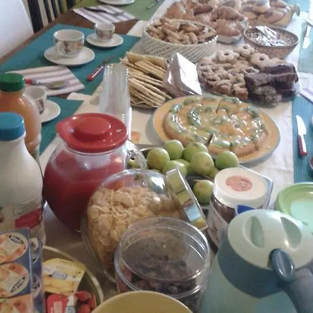 לינה וארוחת בוקר La 3*