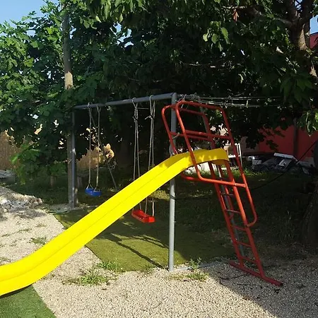 לינה וארוחת בוקר La Collecorvino