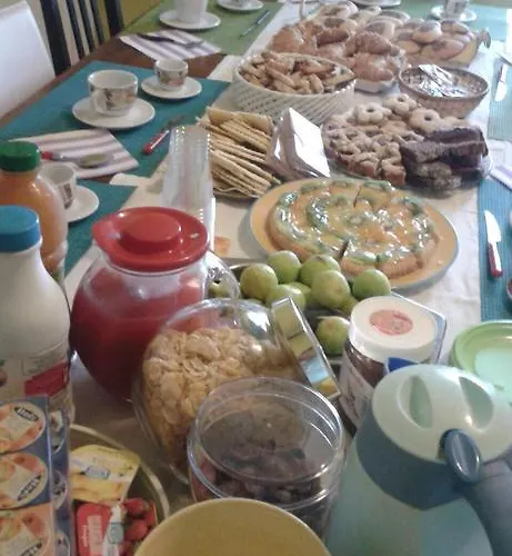 Oda ve Kahvaltı La 3*